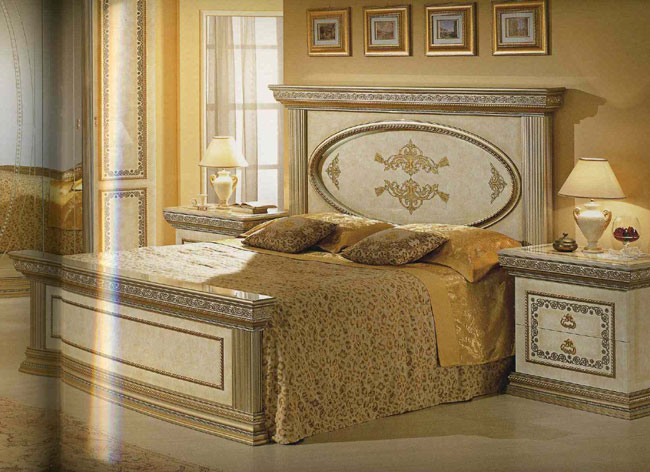 1200. Итальянская спальня Arredo Classic Versailles